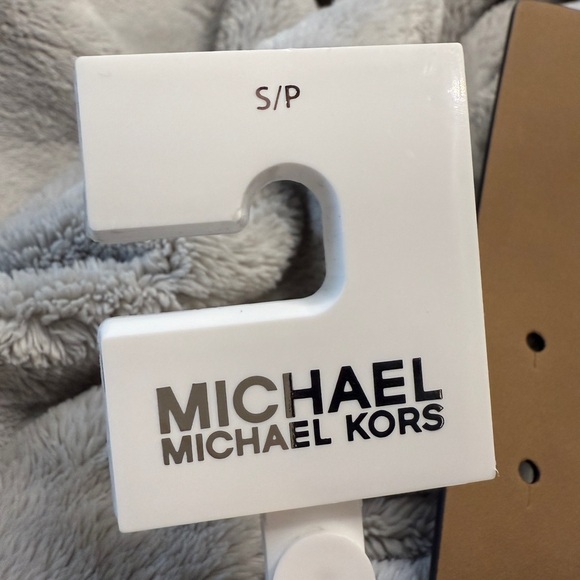 Michael Kors Black Belt-Size S-Gold MK Buckle 🖤✨ - Picture 5 of 7
